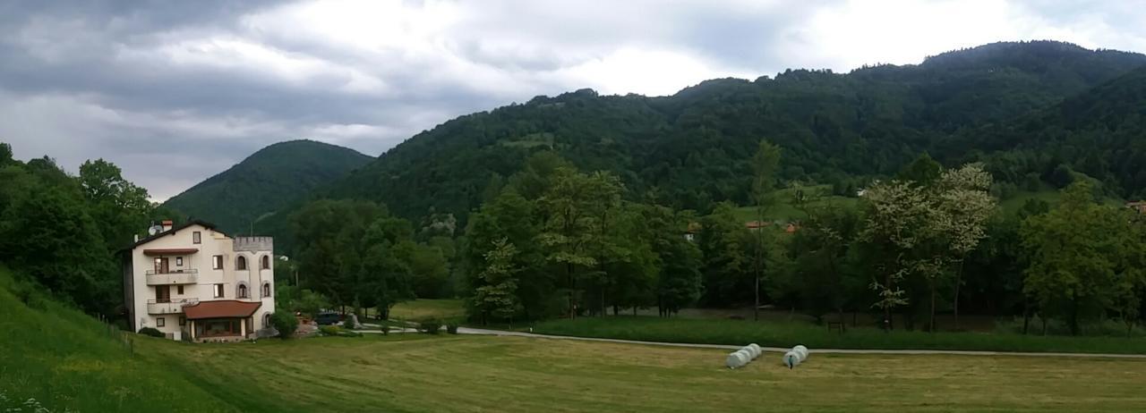 Hotel Glamping Zlata Ribica Idrija pri Baci Exterior foto